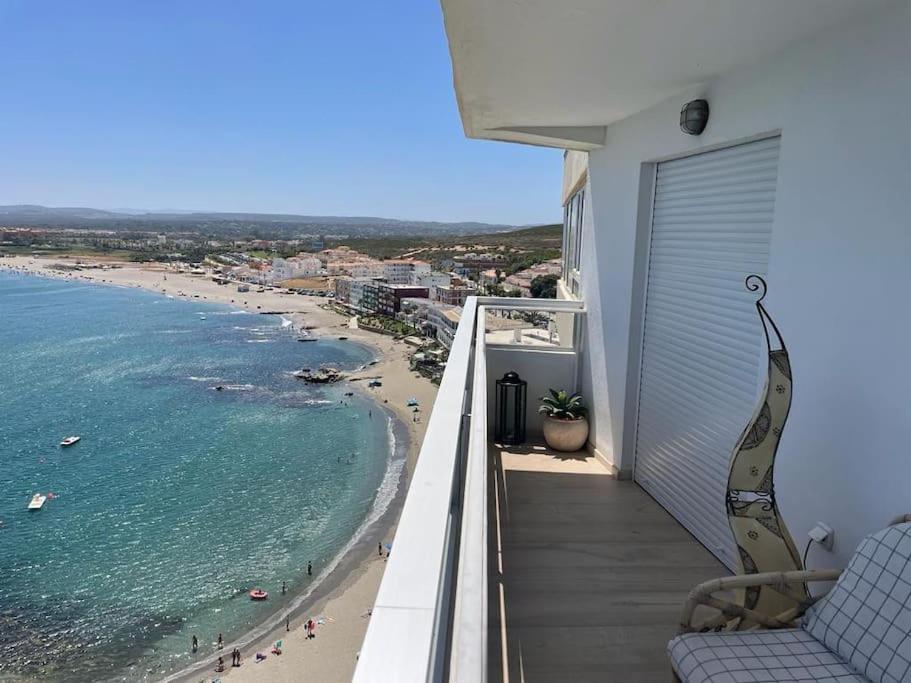 Maravilloso Apartamento En Primera Linea De Playa. 托雷加迪亚罗 外观 照片